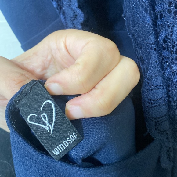 Windsor size small high low open back formal lace back dress - Picture 6 of 6